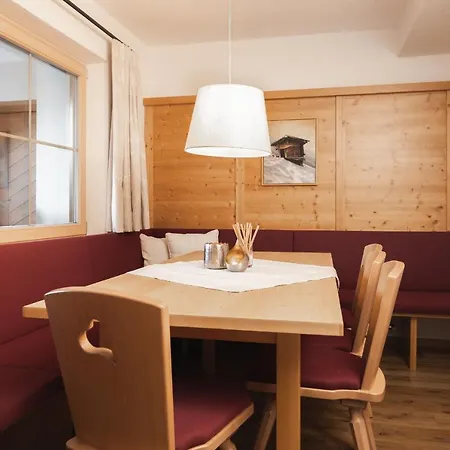 Almhof Apartman