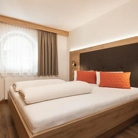 Almhof Apartment